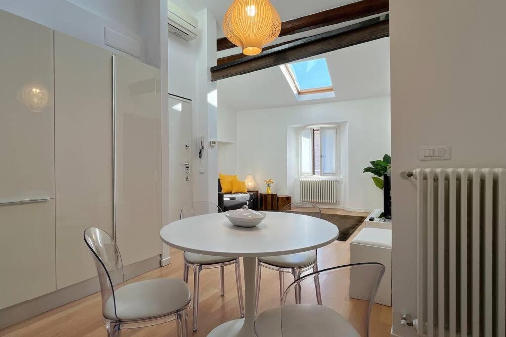Casa Moira - Affitti Brevi Italia Apartment Lecco Luaran gambar